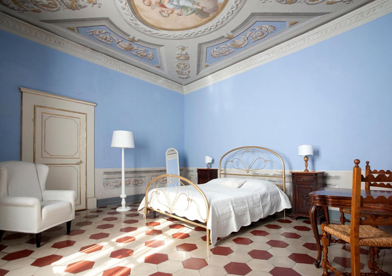 Almadelena Guest House Pisa Oda fotoğraf