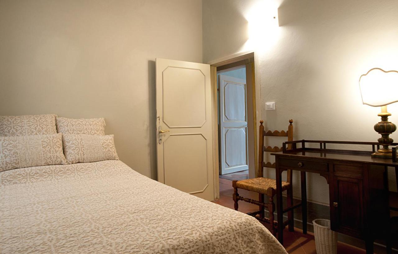 Almadelena Guest House Pisa Oda fotoğraf